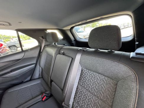 Used 2024 Chevrolet Equinox LT FWD image 21