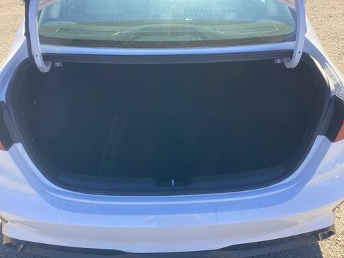 Used 2023 Kia Forte LXS w/ LXS Technology Package FWD image 10