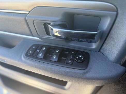 Used 2015 RAM 1500 Lone Star image 14