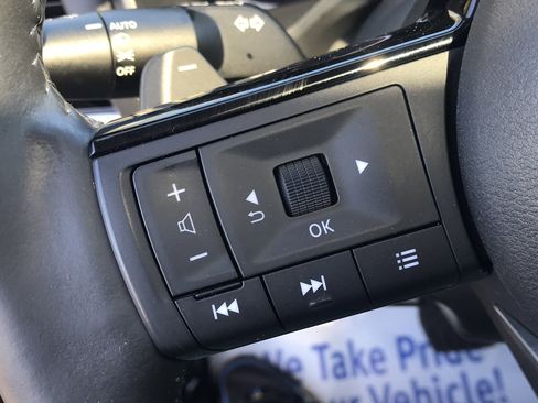 Certified 2023 Nissan Rogue SL w/ SL Premium Package image 10