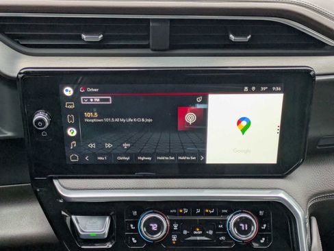 Used 2022 GMC Sierra 1500 Denali w/ Denali Reserve Package image 29