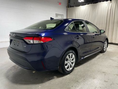 Used 2020 Toyota Corolla LE FWD image 5