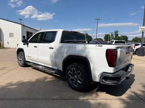 New 2026 GMC Sierra 1500 SLT w/ SLT Premium Plus Package AWD/4WD image 30
