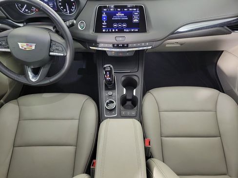 Certified 2023 Cadillac XT4 Premium Luxury image 15