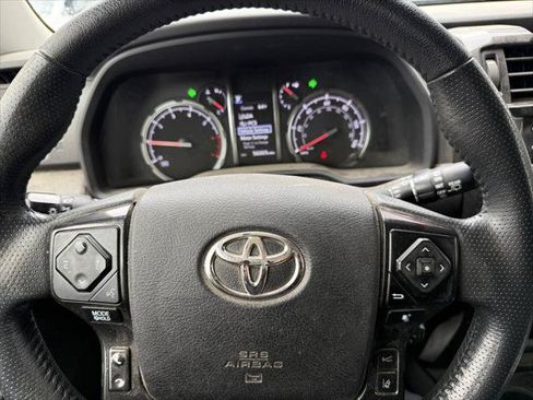 Certified 2021 Toyota 4Runner TRD Off-Road AWD/4WD image 18
