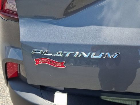 Used 2025 Ford Escape Platinum w/ Premium Technology Package AWD/4WD image 30