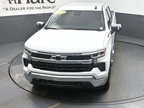 Used 2025 Chevrolet Silverado 1500 LT w/ Safety Package AWD/4WD image 45