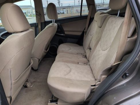 Used 2011 Toyota RAV4 4WD w/ Base L4 Extra Value Pkg image 24