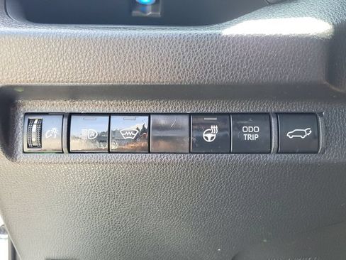Used 2024 Toyota RAV4 XSE w/ Weather Package AWD/4WD image 19