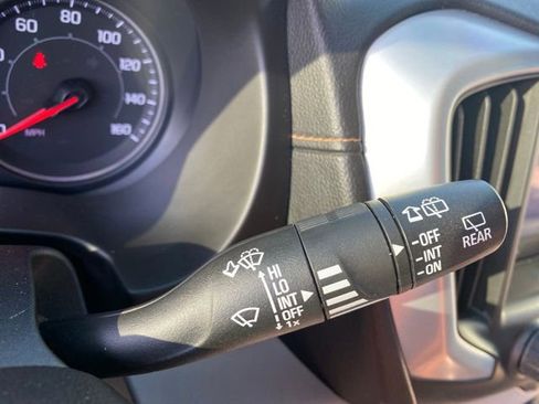 Used 2019 GMC Terrain SLT w/ Preferred Package FWD image 24