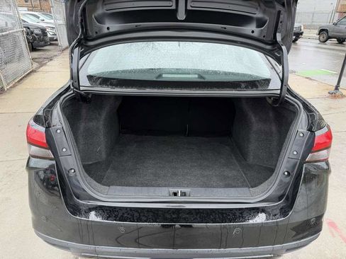 Used 2020 Nissan Versa S image 18