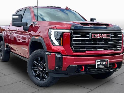 Used 2025 GMC Sierra 2500 AT4 w/ AT4 Premium Plus Package image 3