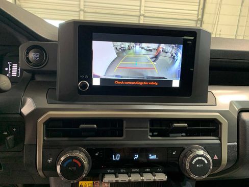 Used 2024 Toyota Tacoma SR5 image 5