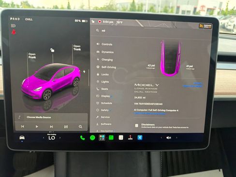 Used 2025 Tesla Model Y Long Range AWD/4WD image 27