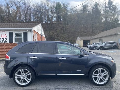 Used 2014 Lincoln MKX AWD w/ Equipment Group 102A image 4
