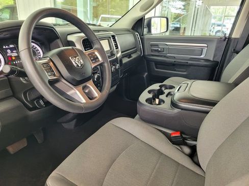 Used 2024 RAM 1500 Classic SLT AWD/4WD image 10