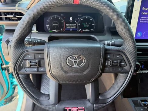 Used 2026 Toyota Tacoma TRD Pro AWD/4WD image 15