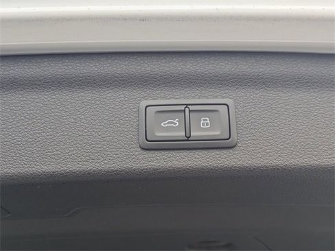 Used 2024 Audi Q3 2.0T Premium Plus image 14