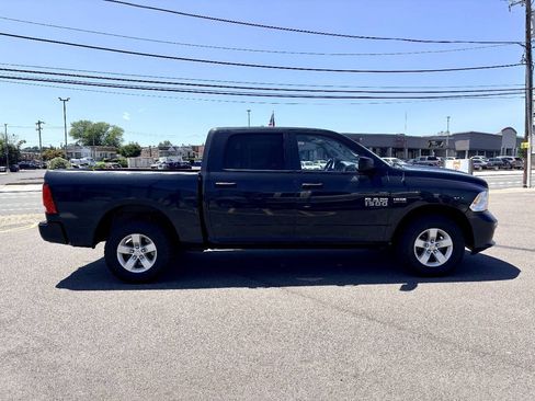 Used 2016 RAM 1500 Express AWD/4WD image 7