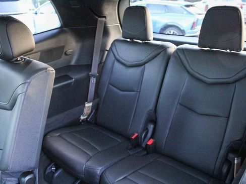 New 2025 Cadillac XT6 Premium Luxury image 18