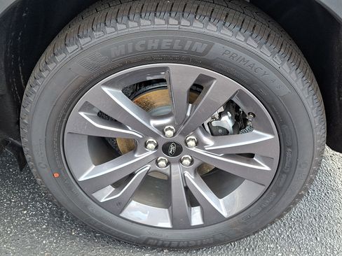 New 2026 Ford Explorer Active w/ Active Comfort Package AWD/4WD image 5