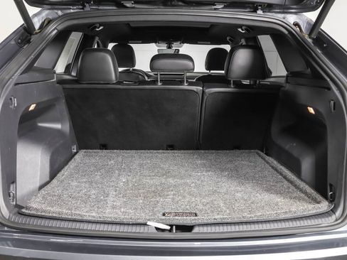 Used 2022 Volkswagen Atlas Cross Sport SE w/ Panoramic Sunroof Package image 40