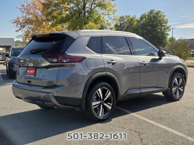Certified 2025 Nissan Rogue SL FWD image 5