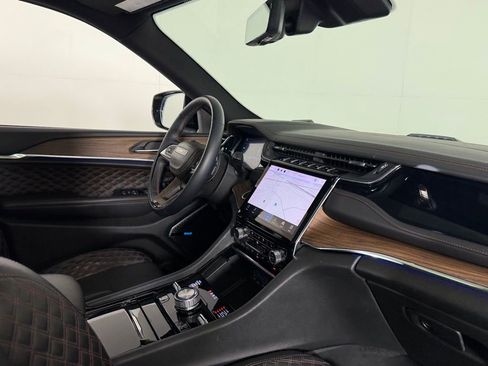 Used 2023 Jeep Grand Cherokee Summit w/ Advanced Protech Group IV image 35