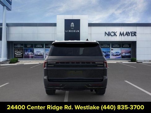 New 2025 Lincoln Navigator Reserve image 5