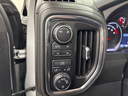 Used 2019 Chevrolet Silverado 1500 LT w/ All-Star Edition image 31