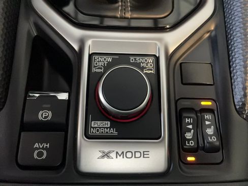 Used 2024 Subaru Forester Touring AWD/4WD image 11