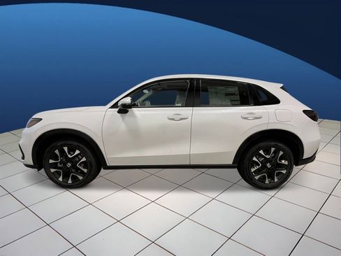 New 2026 Honda HR-V EX-L image 2