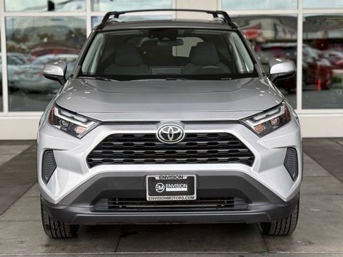 Used 2023 Toyota RAV4 XLE w/ Convenience Package image 5