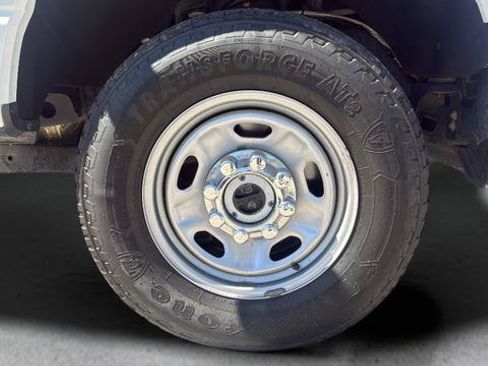 Used 2024 Ford F250 XL w/ FX4 Off-Road Package AWD/4WD image 12