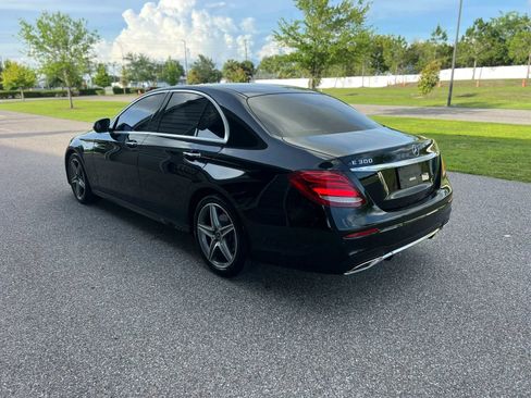 Used 2018 Mercedes-Benz E 300 image 6