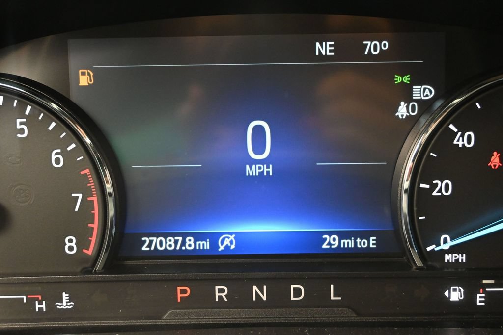 Used 2023 Ford Explorer XLT w/ Equipment Group 202A AWD/4WD image 12