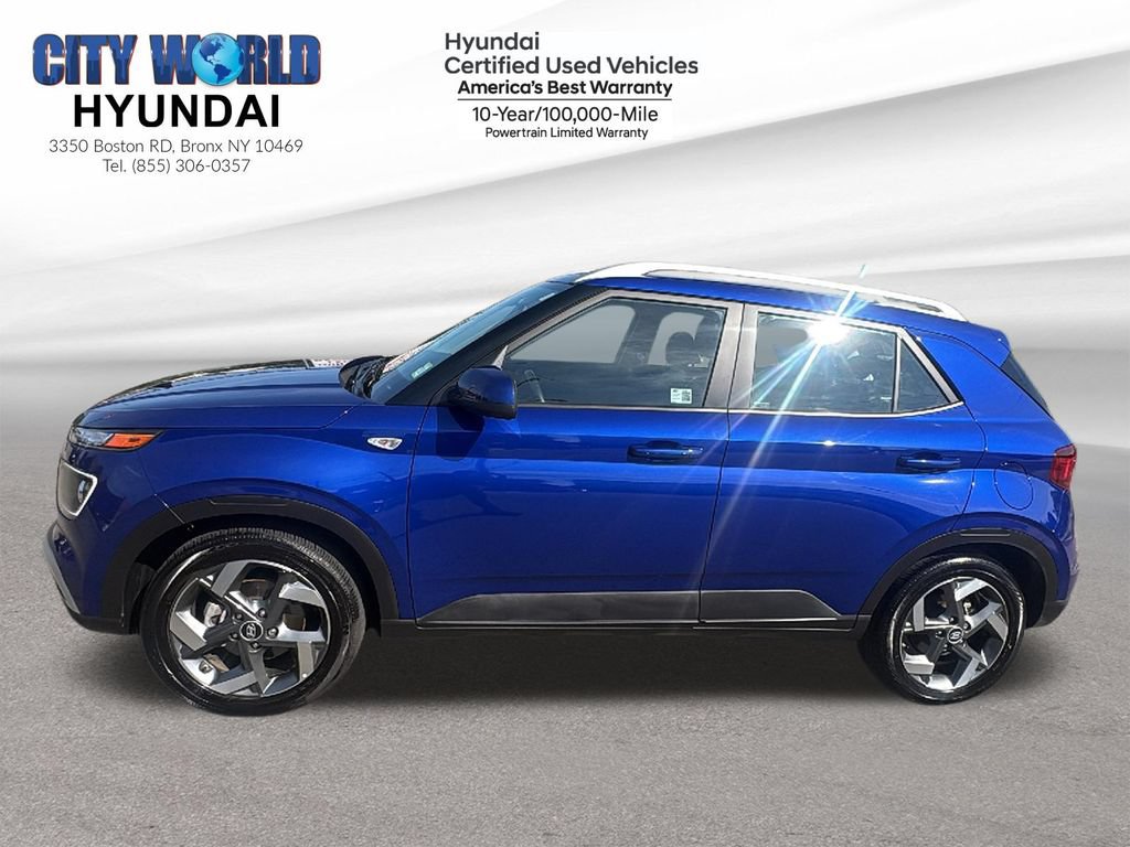 Used 2025 Hyundai Venue Limited FWD image 2