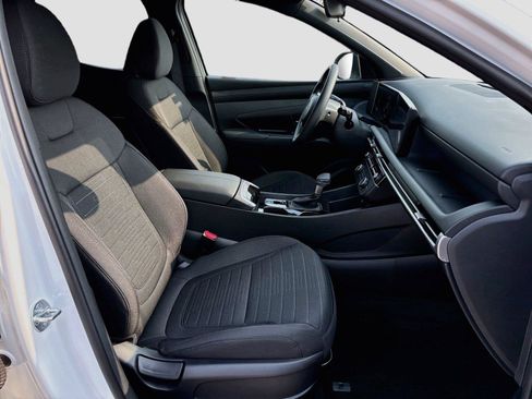 Certified 2025 Hyundai Santa Cruz SE AWD/4WD image 26