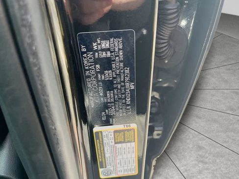 Used 2024 Kia Soul LX w/ LX Technology Package FWD image 25