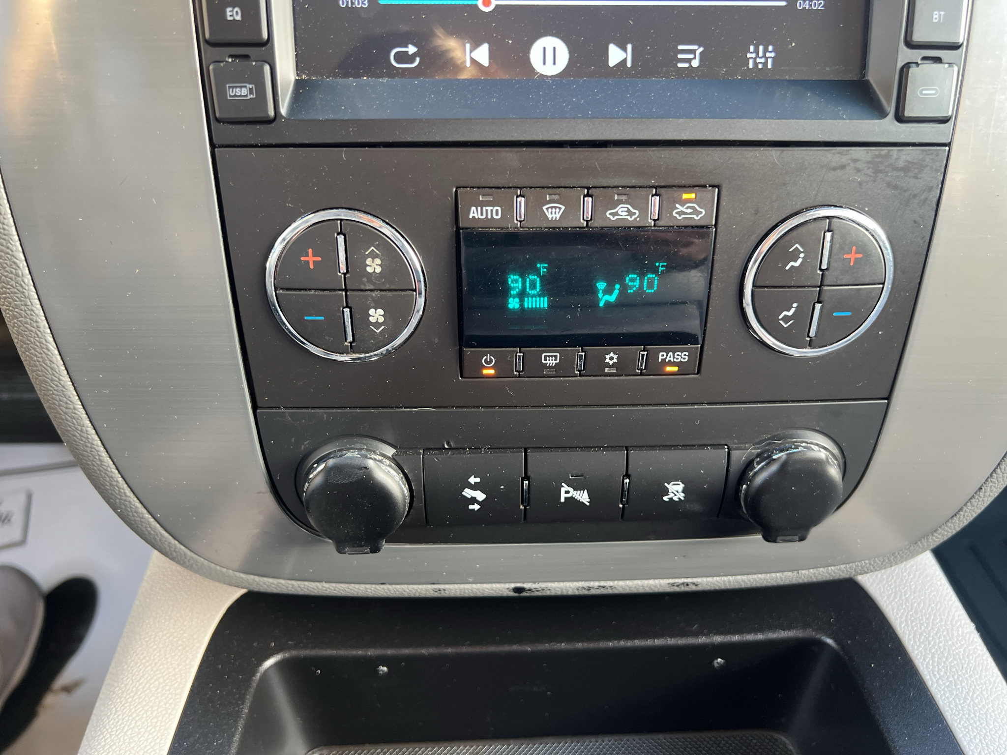 Used 2010 GMC Sierra 2500 SLT w/ SLT Convenience Package AWD/4WD image 14