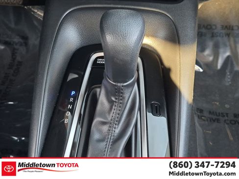 Used 2024 Toyota Corolla LE AWD/4WD image 27