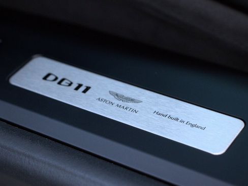 Used 2018 Aston Martin DB11 Coupe image 21