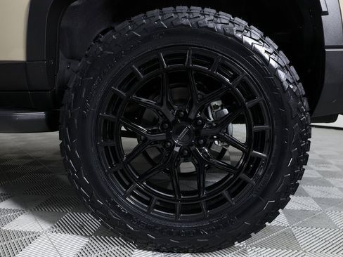 Used 2025 Lexus GX 550 image 50