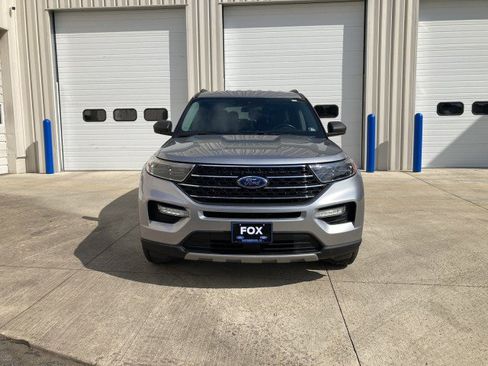 Certified 2020 Ford Explorer XLT w/ Equipment Group 202A AWD/4WD image 9
