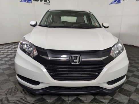 Used 2017 Honda HR-V LX image 10
