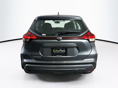 Used 2024 Nissan Kicks S image 28