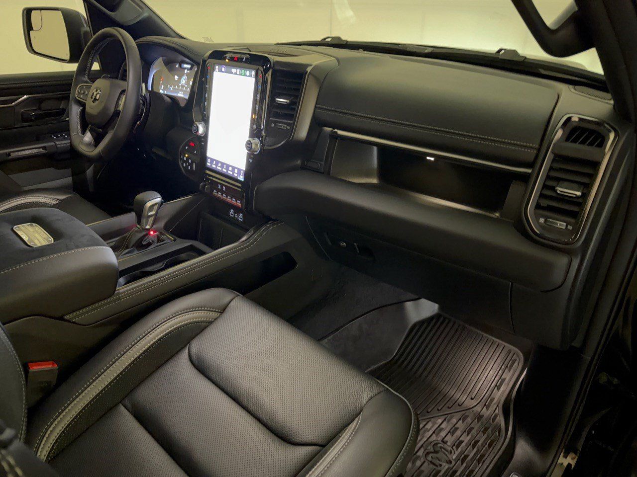 Used 2026 RAM 1500 RHO AWD/4WD image 31