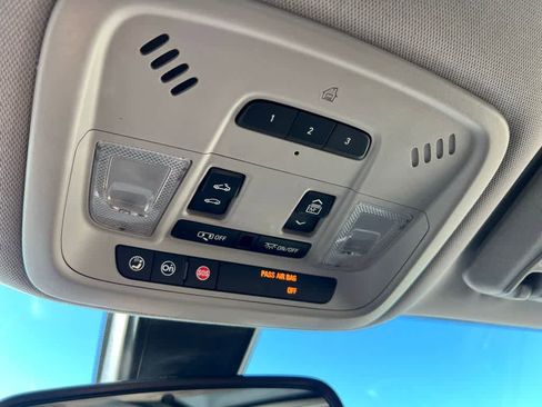 Used 2016 Chevrolet Malibu Premier image 37