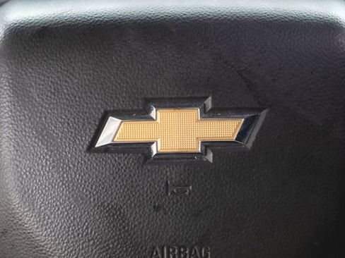 Used 2022 Chevrolet Silverado 1500 Custom image 12