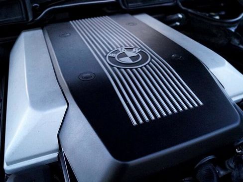 Used 1998 BMW 735i image 26